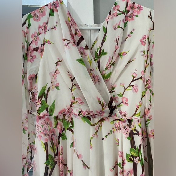 Pink and White Long Floral Dress - Picture 2 of 5